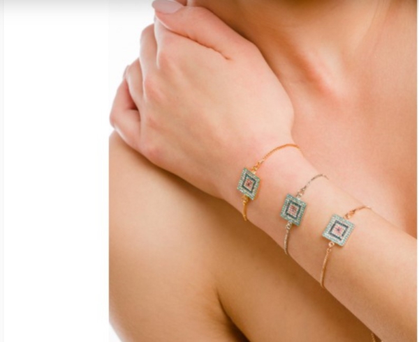 Zartes, simples und schlichtes Armband in 3 Farben erhältlich: Gold, Silber, Rosa